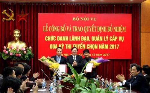 Bo Noi vu thi tuyen 4 chuc danh lanh dao, quan ly