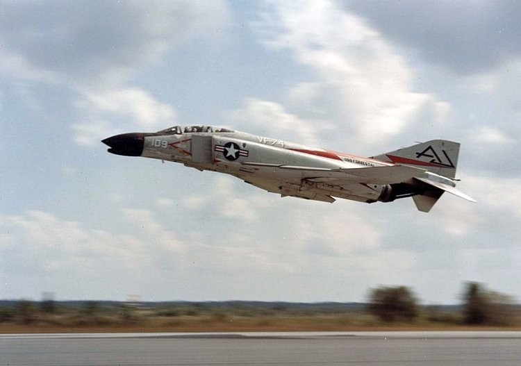 Lai lich ten lua giup MiG-21 Viet Nam “tom gon” F-4 My-Hinh-12