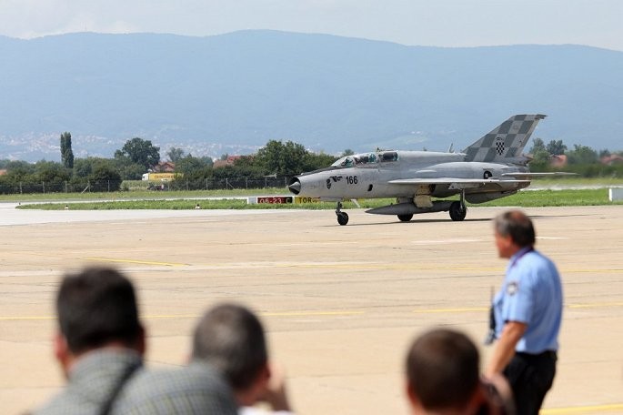MiG-21 Croatia ho tong chuyen co cho A quan World Cup 2018-Hinh-2
