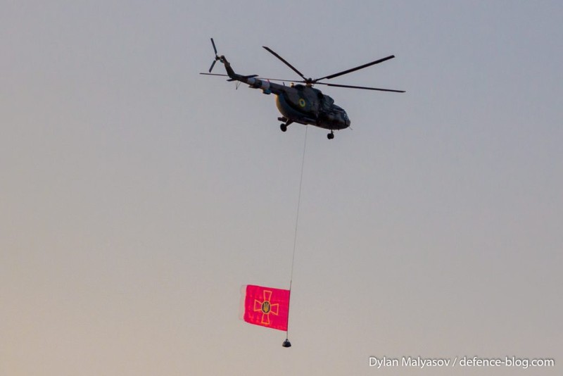 Khong quan Ukraine lan dau tham gia duyet binh Ngay Doc lap-Hinh-3