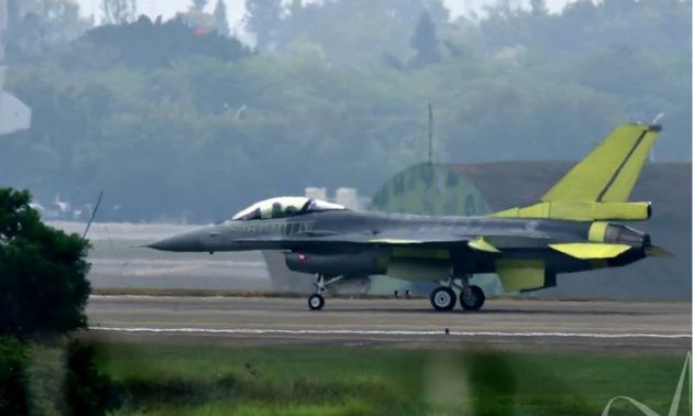 Tung bien the nang cap F-16V, Dai Loan coi thuong Su-35 Trung Quoc-Hinh-2