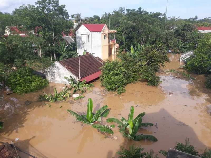 Lu cham noc nha cuon 3 nguoi mat tich o Thanh Hoa-Hinh-6