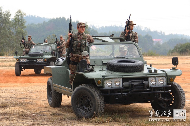 Choang vang voi cach Trung Quoc tuyen nu binh si