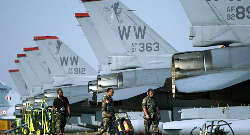 May bay F-16 phat no, hai “dong nghiep” chet oan-Hinh-5