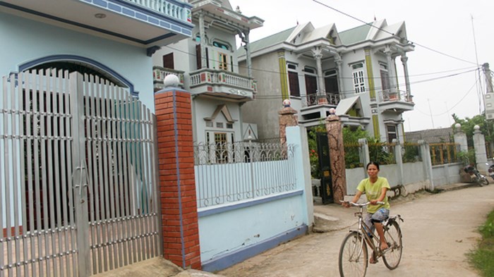 Lang mang nuoc mam, mi chinh, ca kho xuyen Dong Duong doi toc