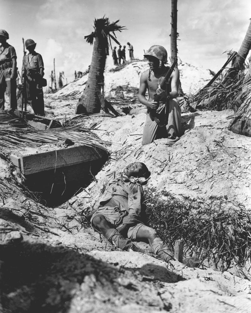 Chien truong Tarawa: TQLC My lan dau giap mat quan Nhat-Hinh-18
