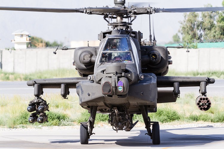 Do suc truc thang AH-64 va Ka-52: 