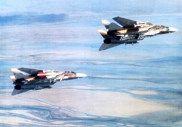 Chien cong ky la cua F-14 Iran, mot ten lua ha ba may bay Iraq