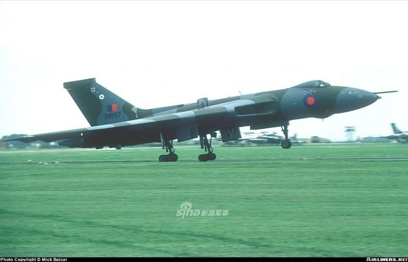 Than lua Avro Vulcan niem tu hao mot thoi cua khong quan Anh-Hinh-9