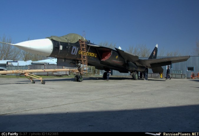 Sukhoi S-37 va su ra doi ra cua chien dau co tang hinh Nga-Hinh-8