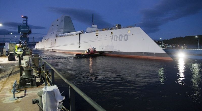 Da nam 2019, khu truc ham Zumwalt van khong co dan ban-Hinh-6