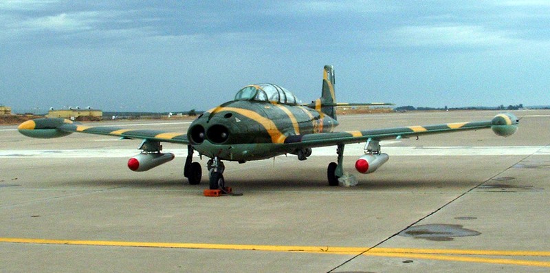 HA-220: Chien dau co co hai 