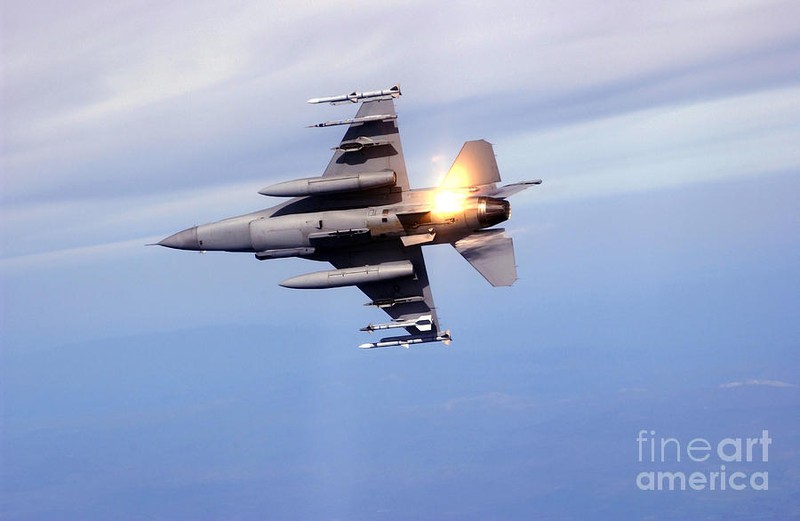 Tiem kich F-16 duoc trang bi vu khi nao khi ve VN?-Hinh-13
