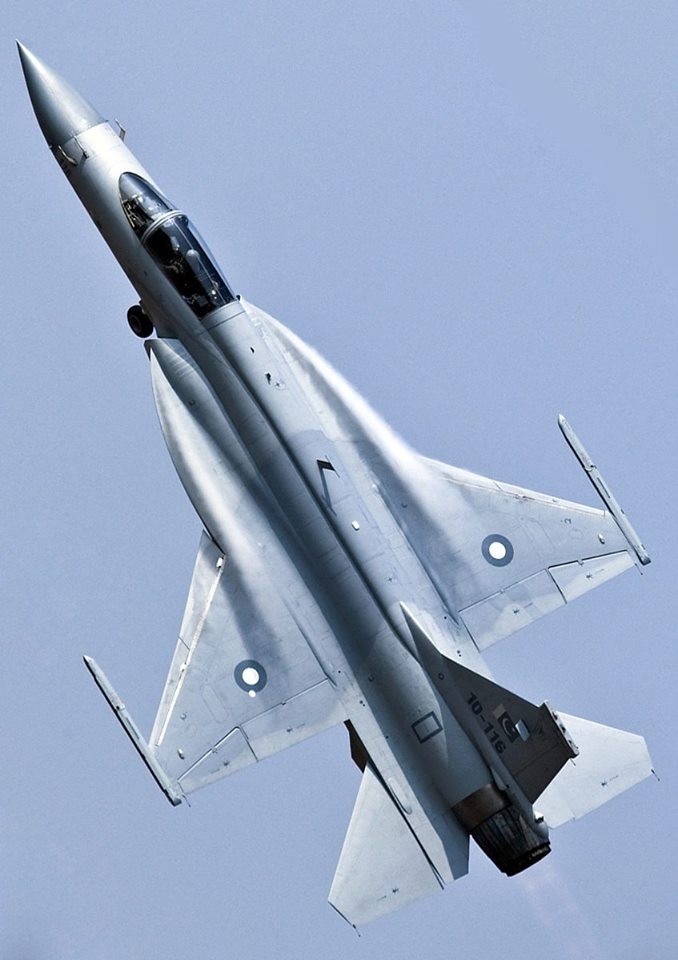 May bay “Trung Quoc” Pakistan ban ha MiG-21 co gi dac biet?