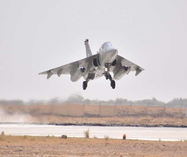 Nhan to dac biet Tejas co giup An Do danh bai F-16 Pakistan?-Hinh-8