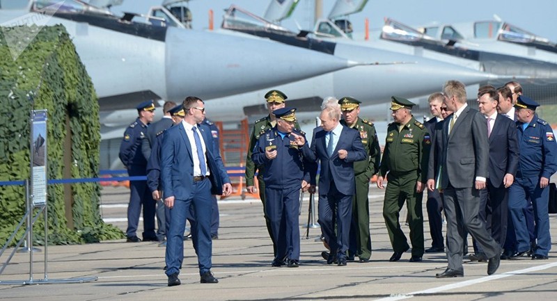 Tong thong Putin duoc tiem kich Su-57 ho tong di tham MiG-31-Hinh-5