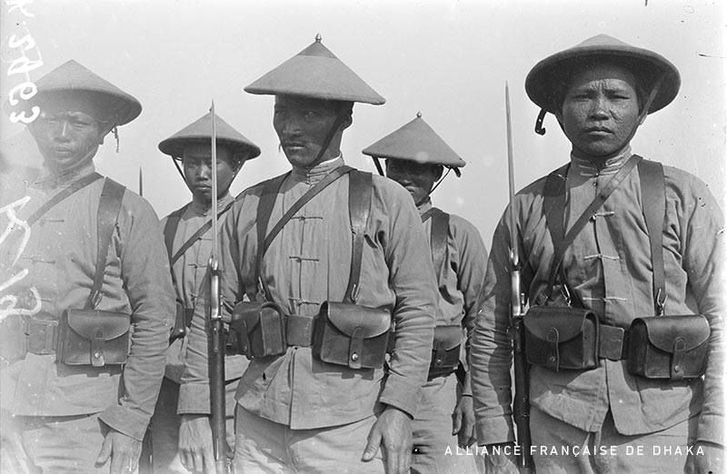 Vi sao nguoi Viet xuat hien o chien truong chau Au 1917?