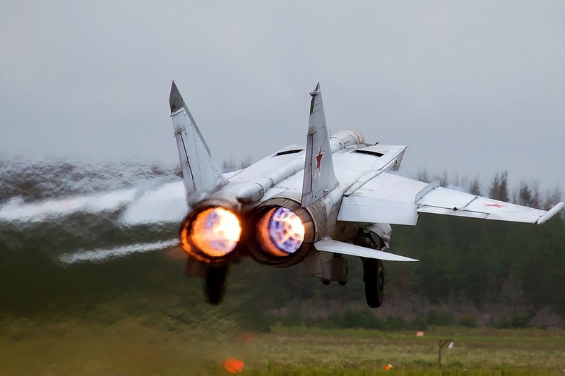 MiG-31 cua Nga co the “len dinh” cao nhat bao nhieu?-Hinh-8