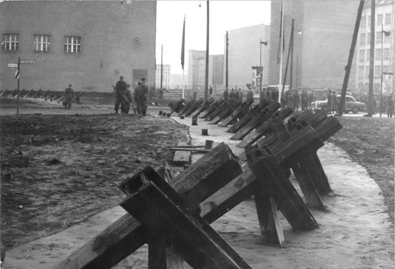 Checkpoint Charlie: 