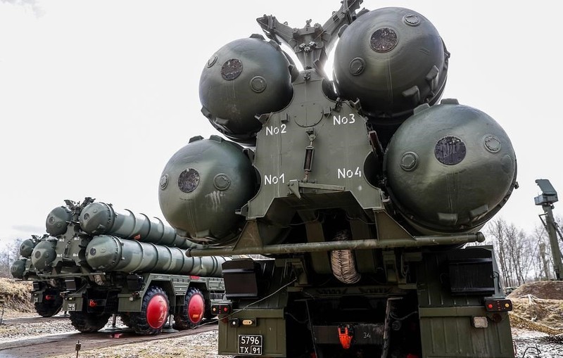 Ten lua S-400, mon hang mac ca giua cac cuong quoc