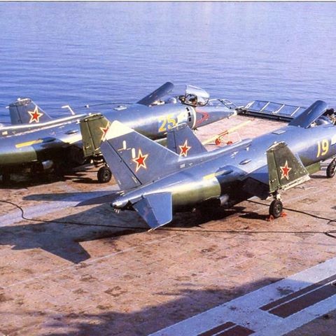 May bay len thang Yak-38 va giac mong khong thanh cua Lien Xo-Hinh-8
