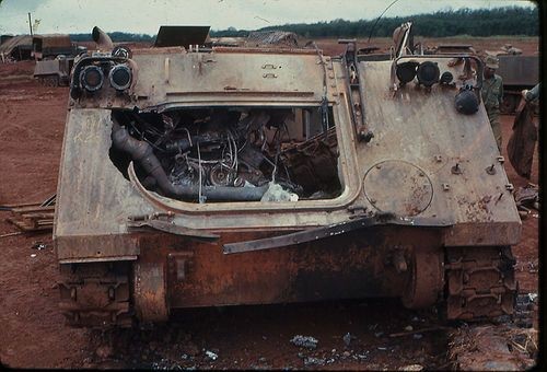 Tham canh thiet giap M113 My khi gap hoa luc quan giai phong-Hinh-3
