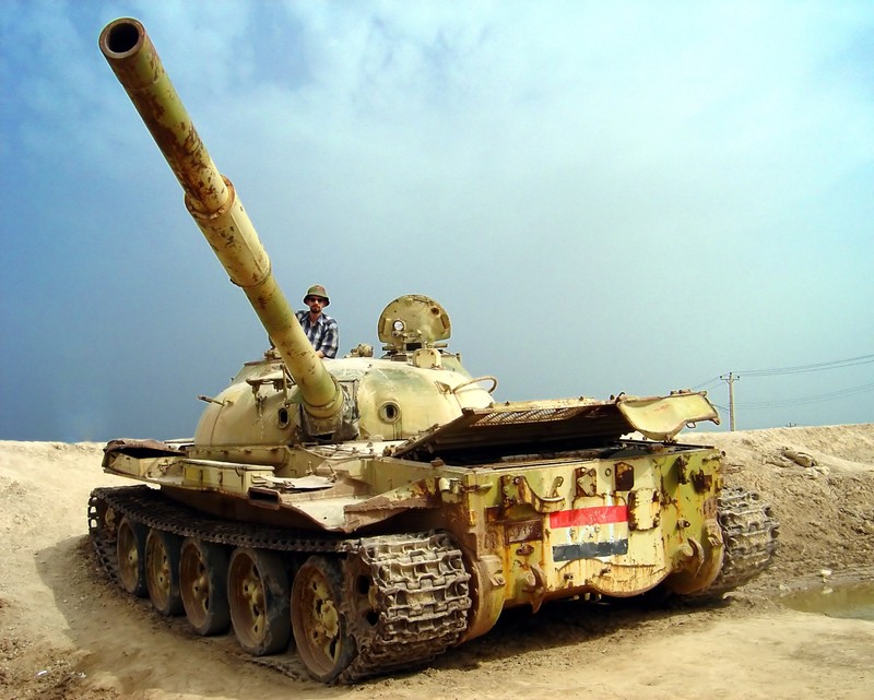 Hoa luc xe tang T-62 va T-54/55 Viet Nam khac nhau ra sao?-Hinh-11