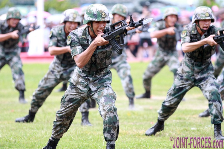 Chan sung bullpup, Trung Quoc 