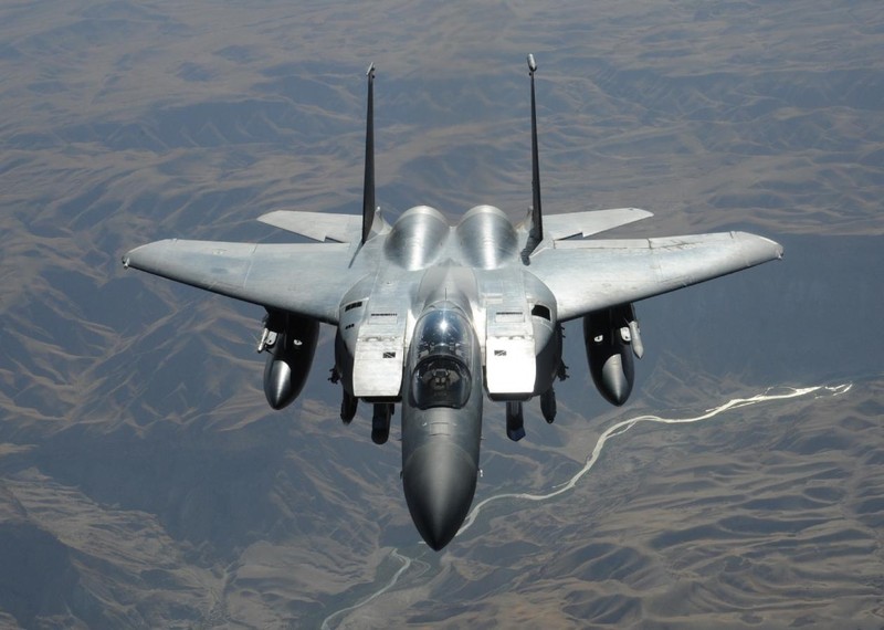 Vi sao My cho F-15E pha huy can cu cua chinh minh o Syria-Hinh-6