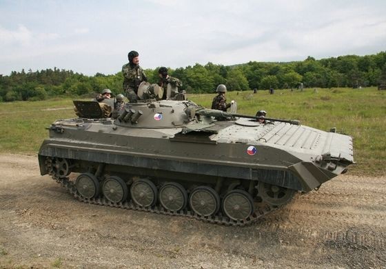 Viet Nam co the mua loat xe chien dau BMP-1/2 gia re tu Czech-Hinh-11
