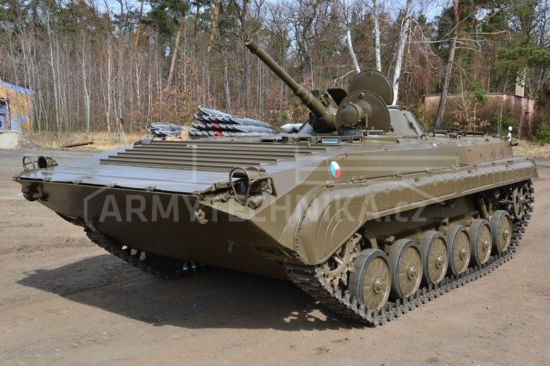 Viet Nam co the mua loat xe chien dau BMP-1/2 gia re tu Czech-Hinh-4