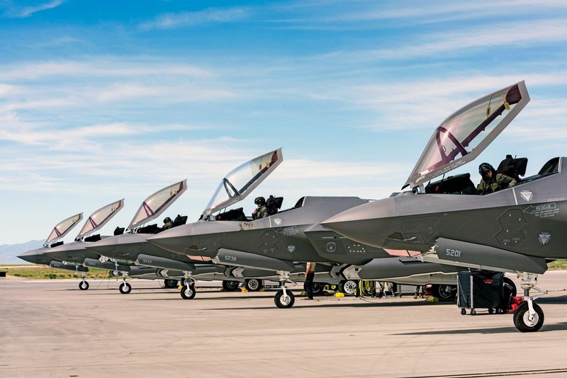 F-35 cua My ban 