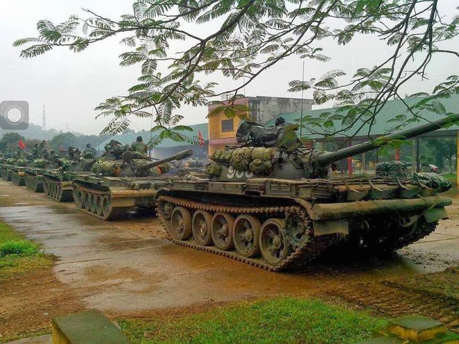 Phan biet hai xe tang huyen thoai T-54 va T-55 trong bien che Viet Nam-Hinh-9