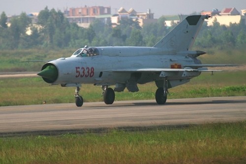 Ban linh phi cong Viet Nam bien yeu diem cua MiG-17 thanh vu khi loi hai-Hinh-4