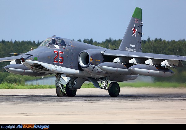 Su-25 san sang doi bom neu luc luong quan canh Nga bi tan cong-Hinh-19