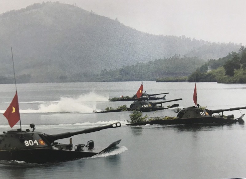 Bo anh chua tung cong bo ve luc luong Quan doi nhan dan Viet Nam thien chien, tinh nhue-Hinh-12