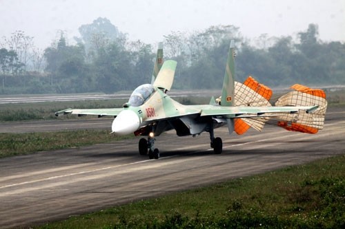Bat ngo: Viet Nam la quoc gia so huu nhieu sieu co Su-30MK2 nhat the gioi!-Hinh-2