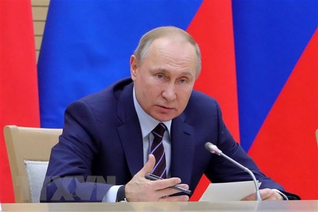 Tong thong Putin: Tranh tinh trang nguyen thu nam quyen vo han dinh