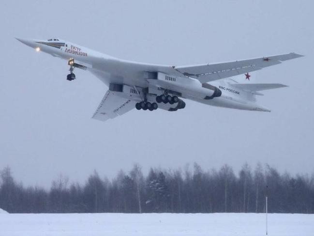 Nga thu nghiem sieu may bay Tu-160M, My ngay lap tuc khoe B-21 Raider-Hinh-5