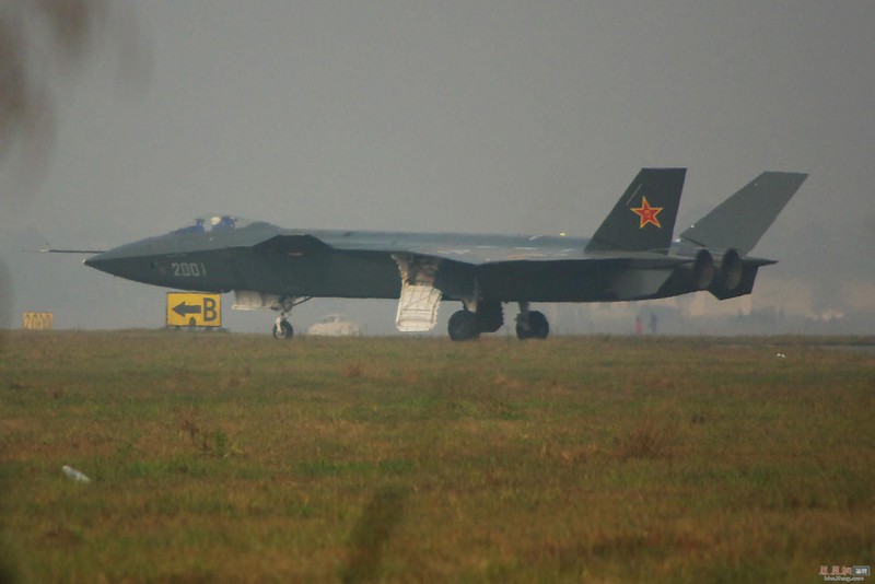 Bao Trung Quoc: Mua them Su-57 tu Nga de J-20 nhu 