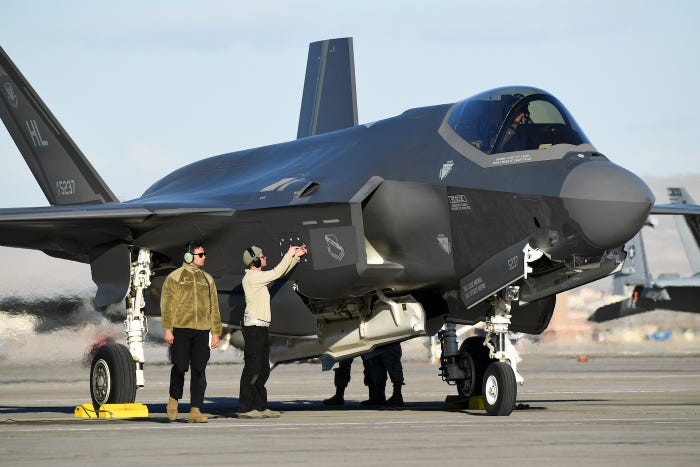 Co the thuc hien 700 nhiem vu khac nhau, F-35 duoc 