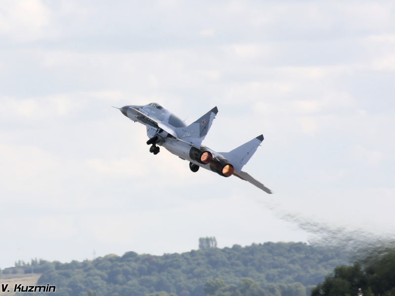 Viet Nam nen mua sieu co gia re MiG-29 dang tung hoanh khap Trung Dong?