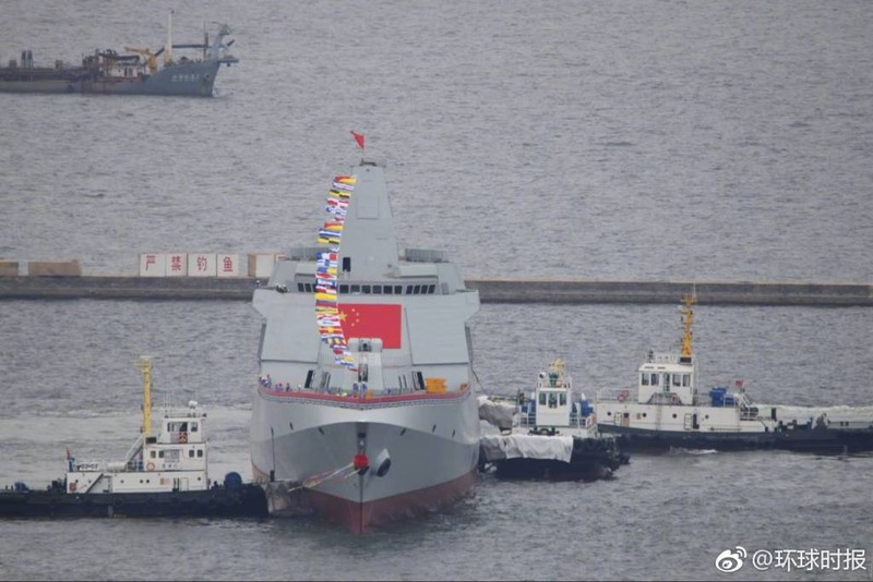 Type 055 Trung Quoc la 