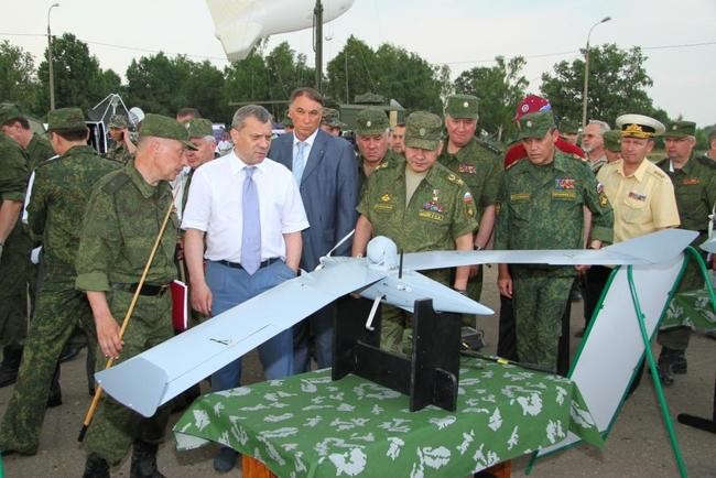 Ky la: Ukraine ban ha may bay khong nguoi lai... Israel o Donbass-Hinh-2