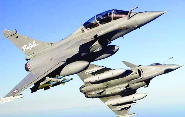 Lo chien dau co Rafale gia ty USD them mot lan 