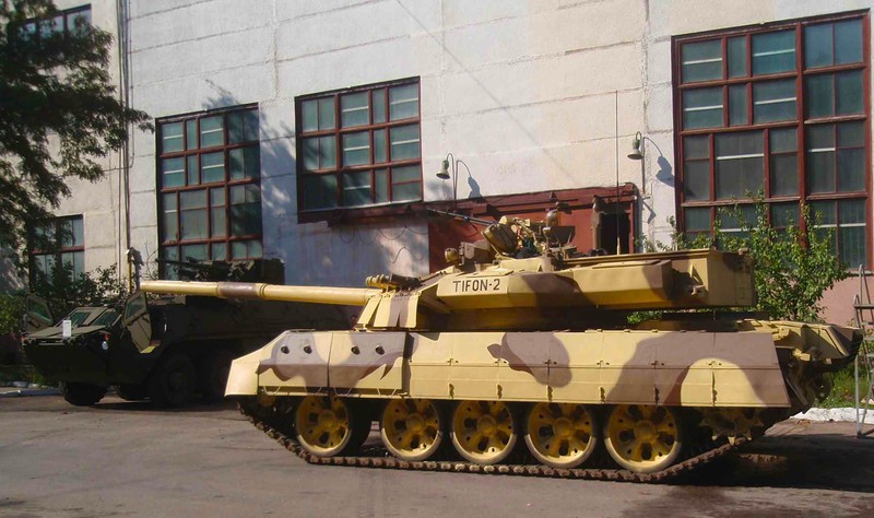 Tai sao Viet Nam khong nen nang cap xe tang T-55 len phien ban T-55M8A2 Tifon?-Hinh-6