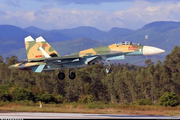 Vi sao Su-27 Viet Nam duoc nang cap o Belarus ma khong phai o Nga?-Hinh-3