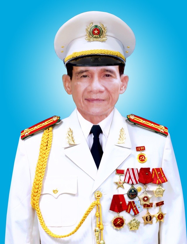 Ke hoach am sat Ngo Dinh Diem cung khau tieu lien MAT-49 cua nong cua Dai ta “Muoi Thuong“