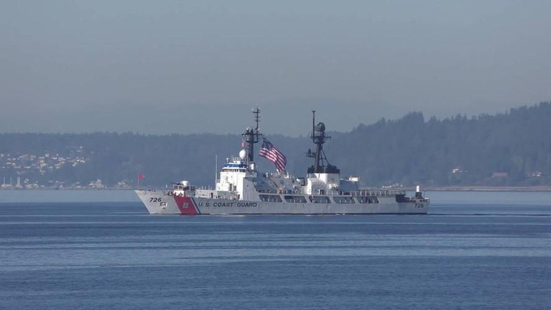 Tau tuan duyen USCGC John Midgett thao radar, vu khi... san sang ve Viet Nam-Hinh-10