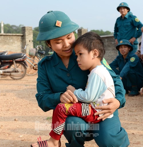 Muc kich nu dan quan Viet Nam luyen ban sung K63-Hinh-4